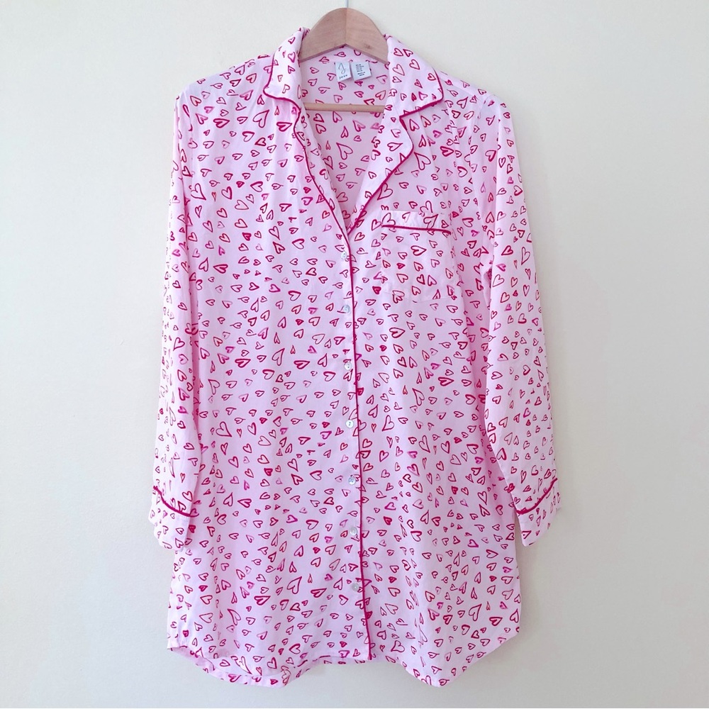 Joie / pajama top/gown with Pink hearts